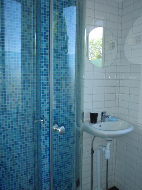 Gustav Bed & Kitchenette Hotel Gothenburg Ruang foto