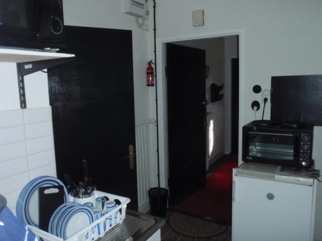Gustav Bed & Kitchenette Hotel Gothenburg Bagian luar foto